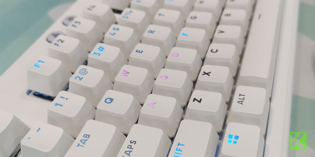 Review Logitech G715 Wireless Keyboard Gaming (Aurora Collection)