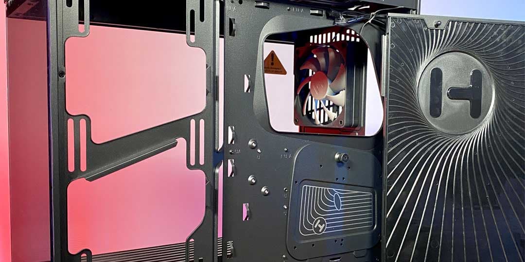 Review Casing PC HYTE Y40, Casing PC Terbaru dari HYTE dengan Desain Multidimensional