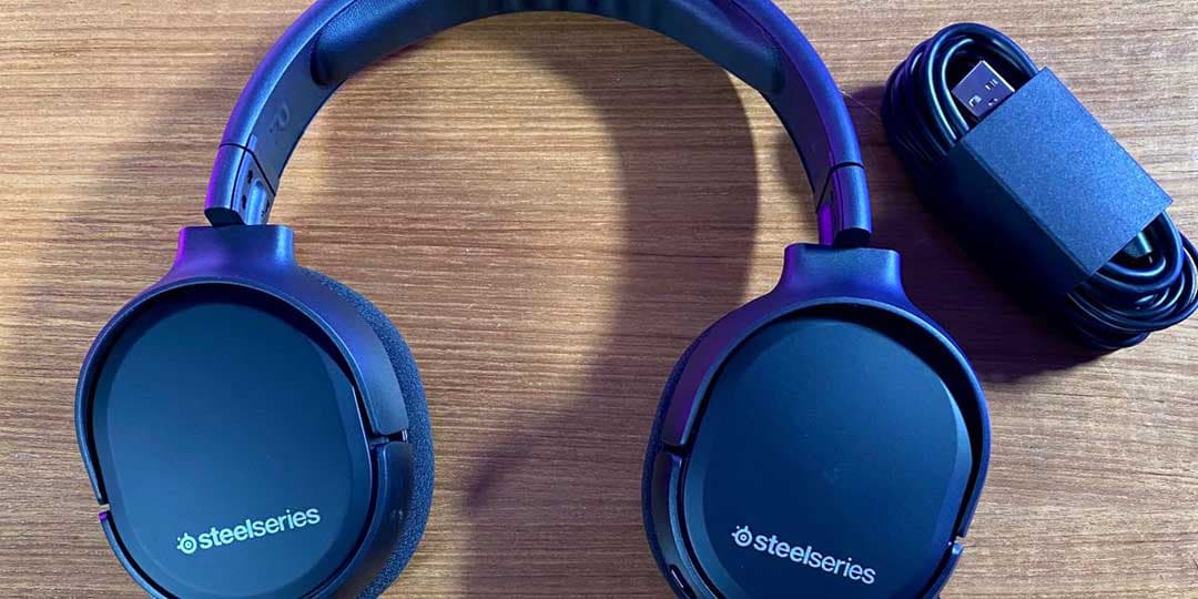 Review Steelseries Arctis 1 Wireless, Headphone Gaming dengan Fitur 4-in-1