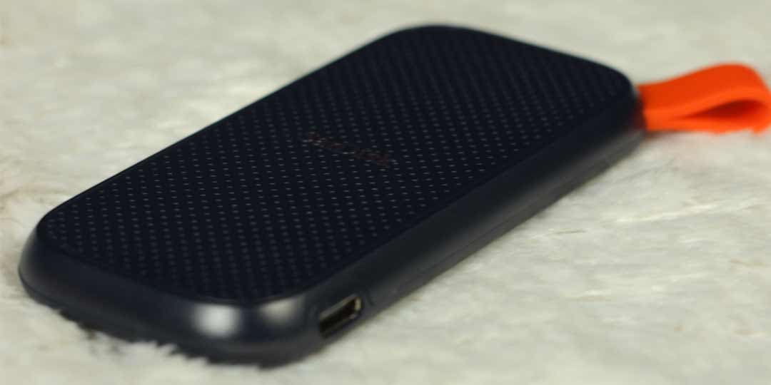 Review SanDisk Extreme E30: Solusi Penyimpanan Super Cepat, Aman dan Portable!