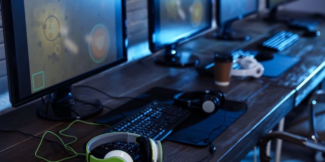 Beda Refresh Rate dan FPS: Panduan Lengkap Memahami 2 Konsep Kunci dalam Dunia Gaming dan Multimedia