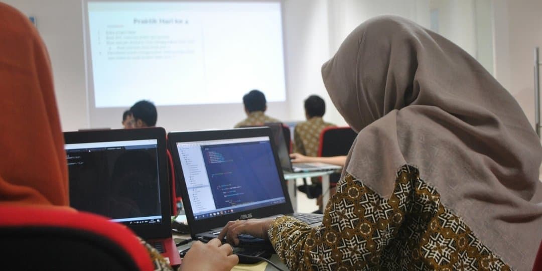 Penyebab Komputer Lambat dan 6 Solusi Mengatasinya